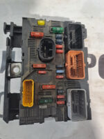 Блок запобіжників Peugeot Citroёn BSM L08 9664055680