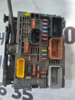 Блок запобіжників Peugeot Citroёn BSM R02 9666700180