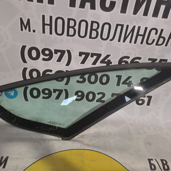 Скло в кузов переднє ліве Citroеn C4 Picasso Grand Picasso DOT211M75AS2