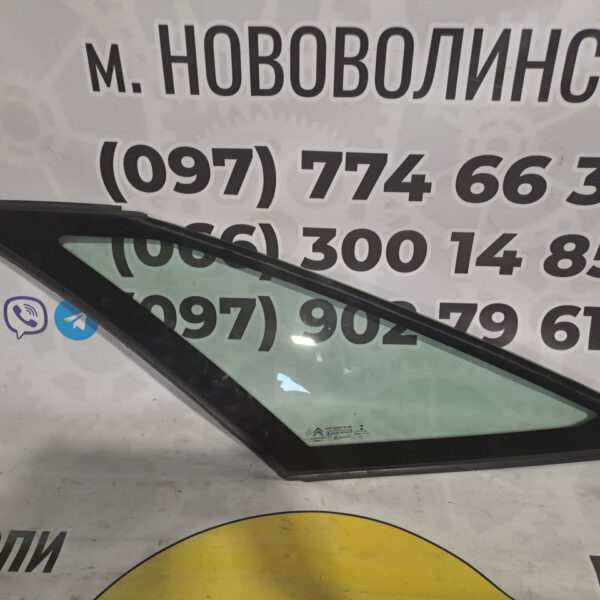 Скло в кузов переднє праве Citroеn C4 Picasso II DOT39AS2M34