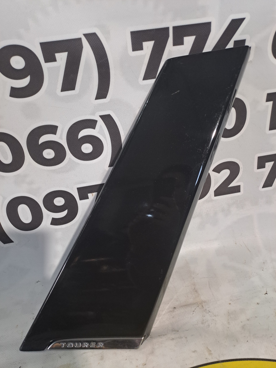 Накладка на задню стійку права Citroёn C5 9685658777 Накладка на задню стійку права Citroёn C5 9685658777