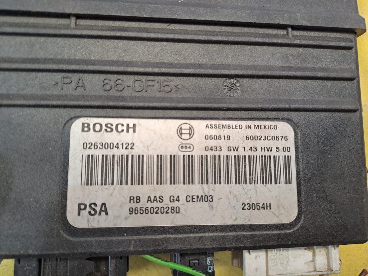 Блок керування парктроніками Citroen 9656020280 - Зображення 3