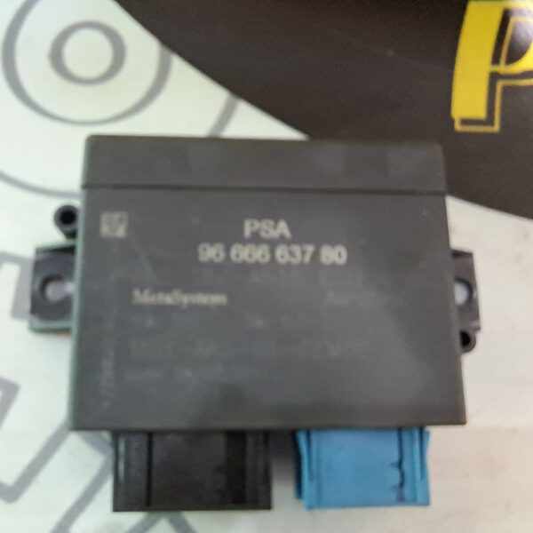 Блок управління парктроніком Peugeot 9666663780