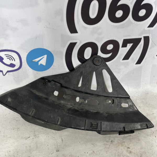 Кронштейн фари лівий Peugeot/Citroen C4 Picasso 06-13 16472500