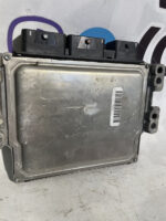 Блок керування двигуном Renault 2009 2015 237100425R - Зображення 2