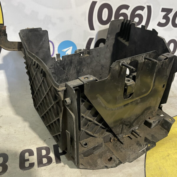Ящик під акумулятор Renault Megane III Scenic III 244460010R