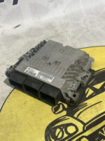 Блок управління двигуном (мозги) Citroen Peugeot 1.6 e-HDi 9676760880 9666681180