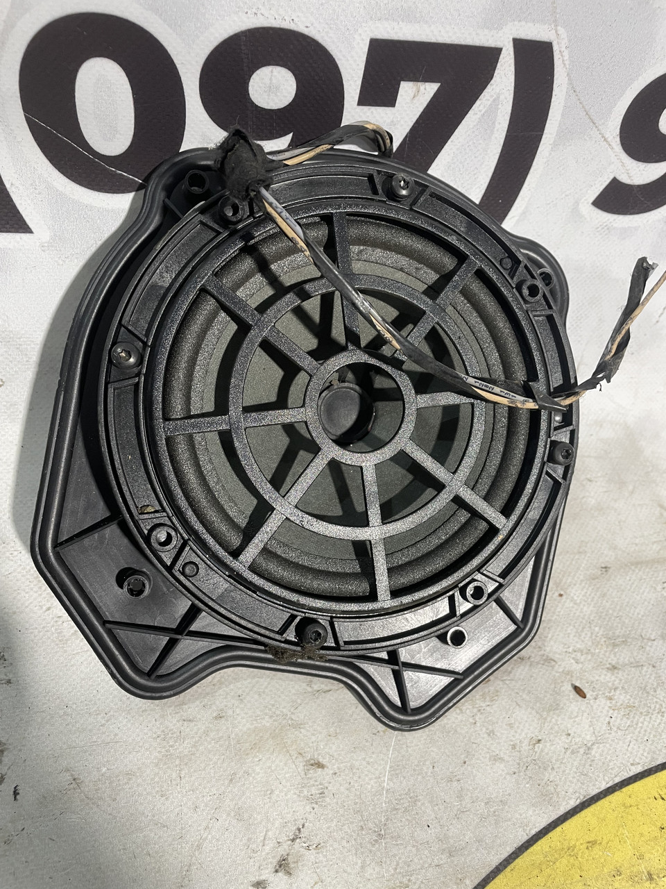 Передній динамік Peugeot Citroen 9635014780 Передній динамік Peugeot Citroen 9635014780