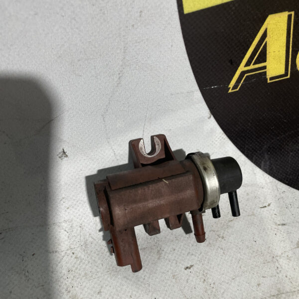 Клапан управління турбіною 1.6 HDI Peugeot Citroen 9652570180