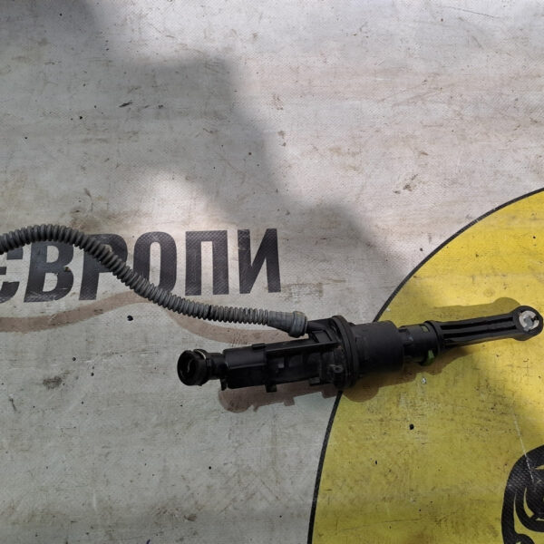 Головний циліндр зчеплення Citroen Peugeot 2.0hdi 9685798980