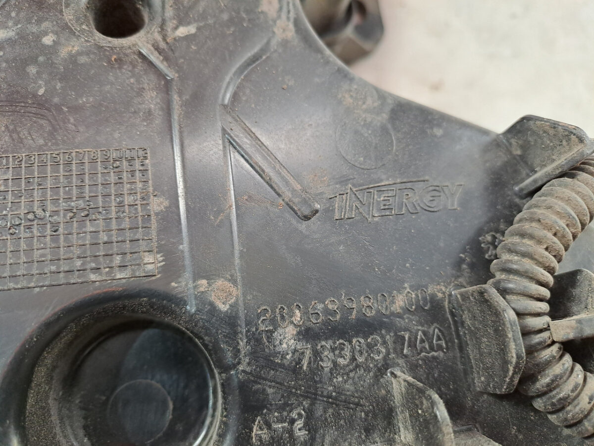 Бачок рідини для відпрацьованих газів Peugeot 308 1.6 BlueHDi 9800390280 - Зображення 4