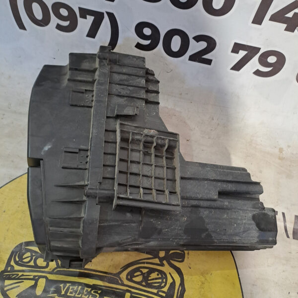 Корпус повітряного фільтра citroen c5 x7 2.0 16v 9681172380