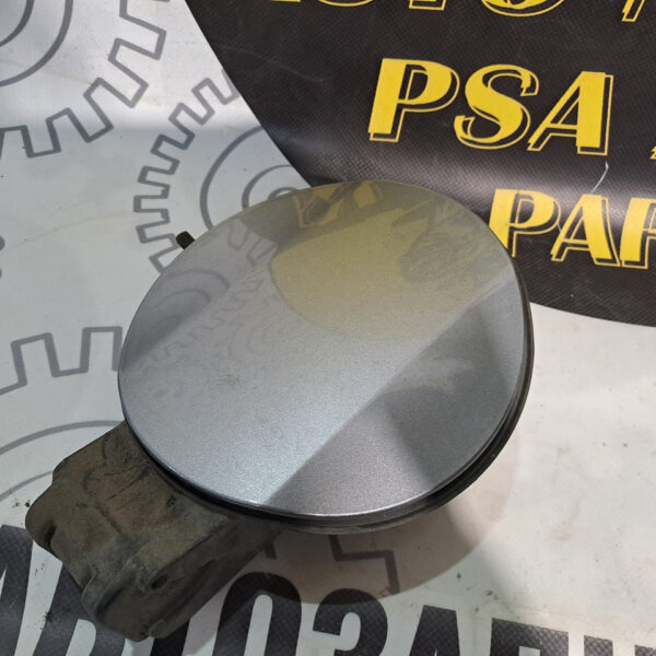 Лючок бензобака Peugeot 308 sw t9 9802744380