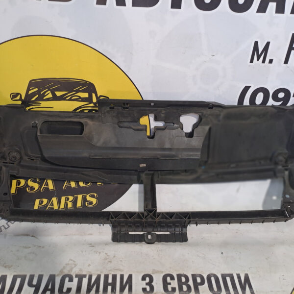 Накладка передньої панелі Peugeot 308 t9 2013-2021 9677363777