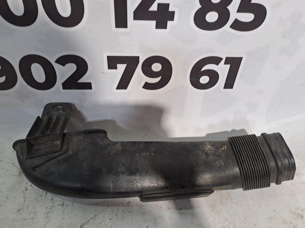 Патрубок повітряного фільтра Citroen Peugeot 2.0 16V 9644909080 - Зображення 2