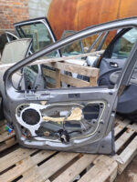 Двері передні праві Peugeot 308 колір KTQC - Зображення 4