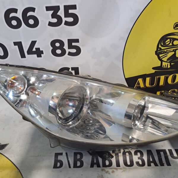 Фара права передня рестайлінг Peugeot 308 9674039780