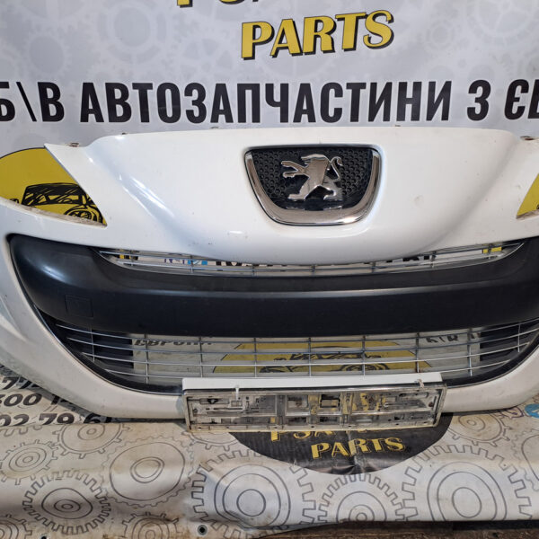 Бампер передній (до-рестайлінг) Peugeot 308 9680484677 EWPB