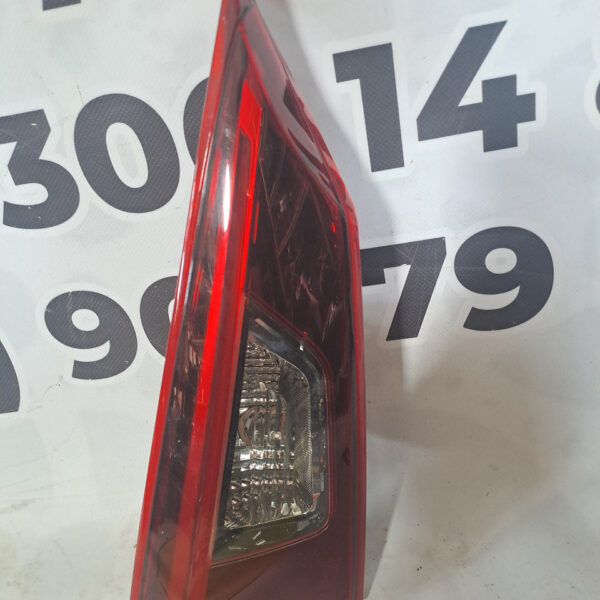 Ліхтар Фанар в кришку багажника лівий Mazda 3 (BM) 2013-2016 B45A513G0