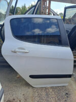 Двері задні праві Peugeot 308 Пежо 308 2007-2013 хетчбек EWP