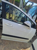 Двері передні праві Peugeot 308 Пежо 308 2007-2013 хетчбек EWP
