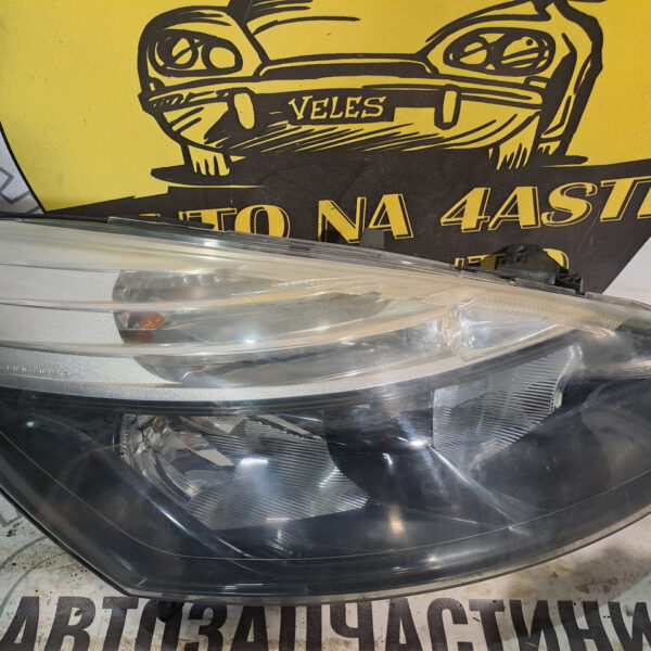 Фара передня права RENAULT CLIO IV 260105912R