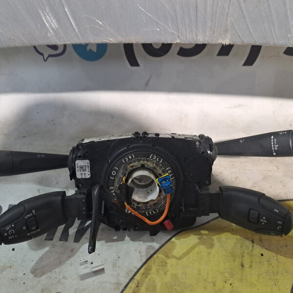 Перемикач підрульовий Peugeot 2013-2021 98072680ZD