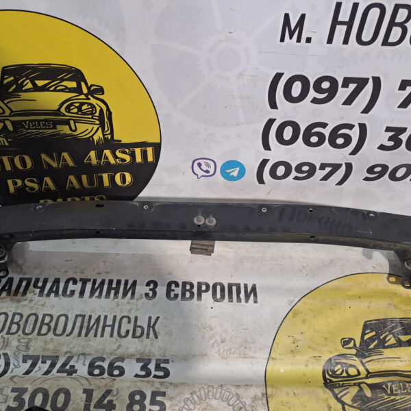 Підсилювач бампера передній верхній Peugeot 508 9670752080 9688346780