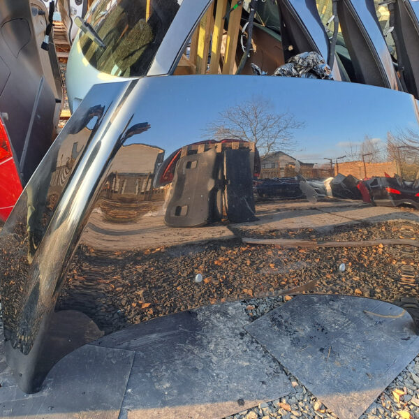 Капот Peugeot 308sw Капот Пежо 308sw 2007-2013 чорний