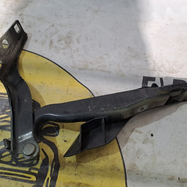 Петля капота ліва Peugeot 308 t7 9656739680