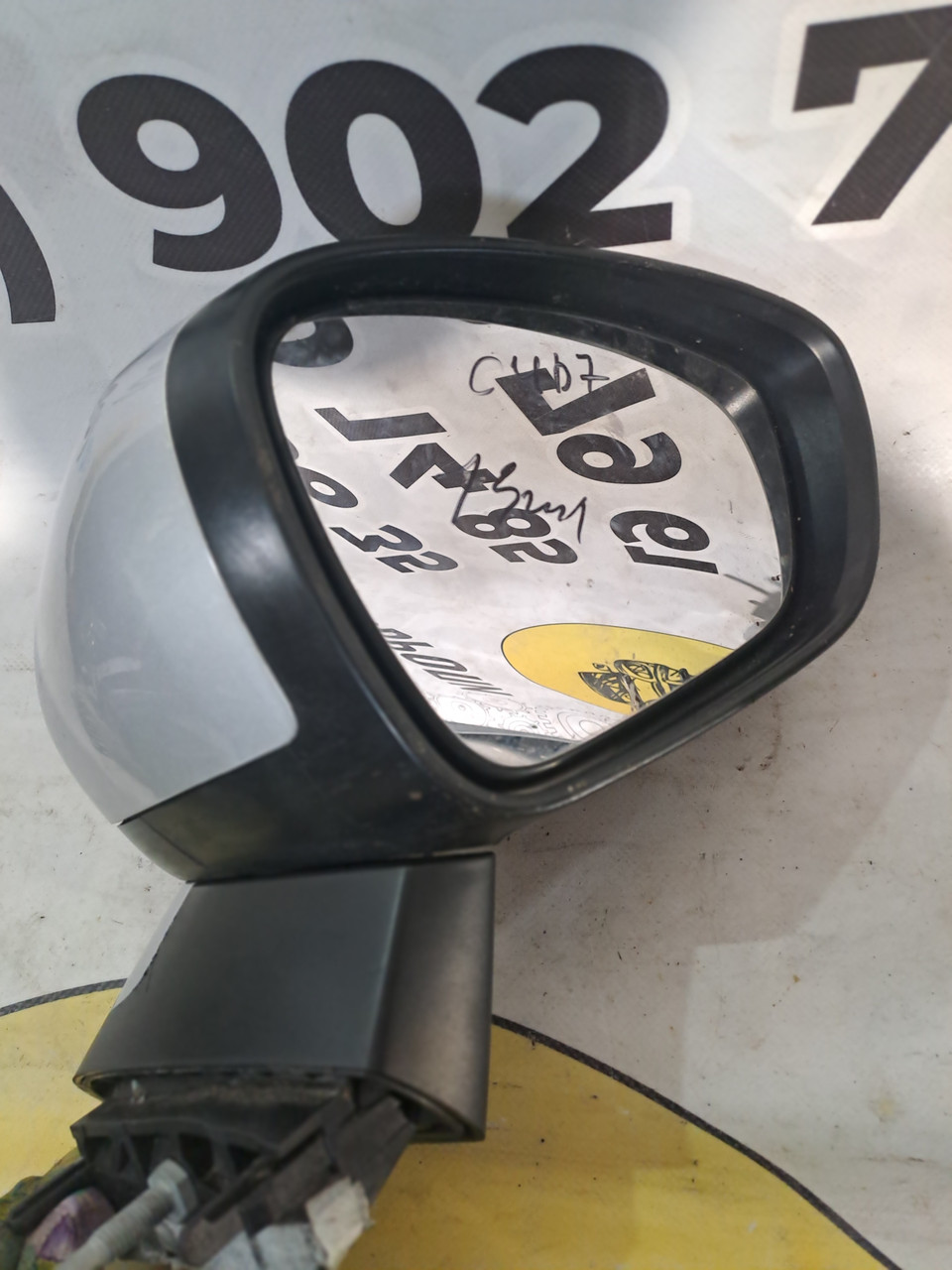 Зеркало праве Citroen C4 b7 13 пін EZRC Зеркало праве Citroen C4 b7 13 пін EZRC