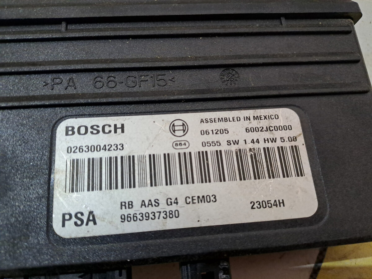 Блок управління парктроніками Citroen 9663937380 - Зображення 2