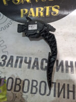 Педаль газу Chevrolet Orlando Opel 13253781