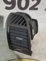 Дефлектор обдуву салону лівий Hyundai Santa Fe 2006-2012 97490-2b900