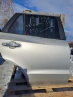 Двері задні праві Hyundai SANTA FE 06-12 код фарби SLS
