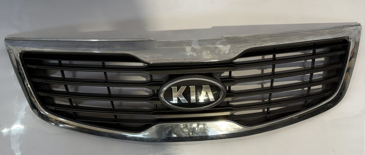 изображение_viber_2026-05-06_20-04-09-685 Решітка бампера KIA SPORTAGE III 863523W000 - Зображення 1