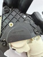 Замок кришки багажника Citroen Peugeot 9687233280 - Зображення 3