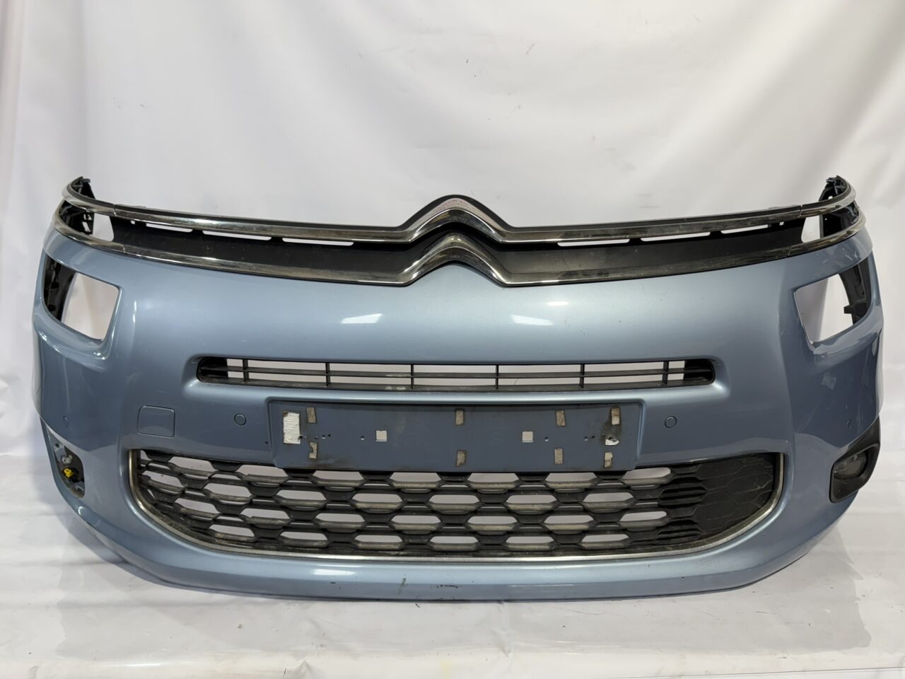 img_1012-1 Бампер передній CITROEN C4 GRAND PICASSO II EHHC - Зображення 1