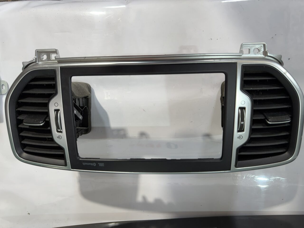 img_9477-1 Дифлектор салону правий kia sportage 4 97420F1000 - Зображення 1